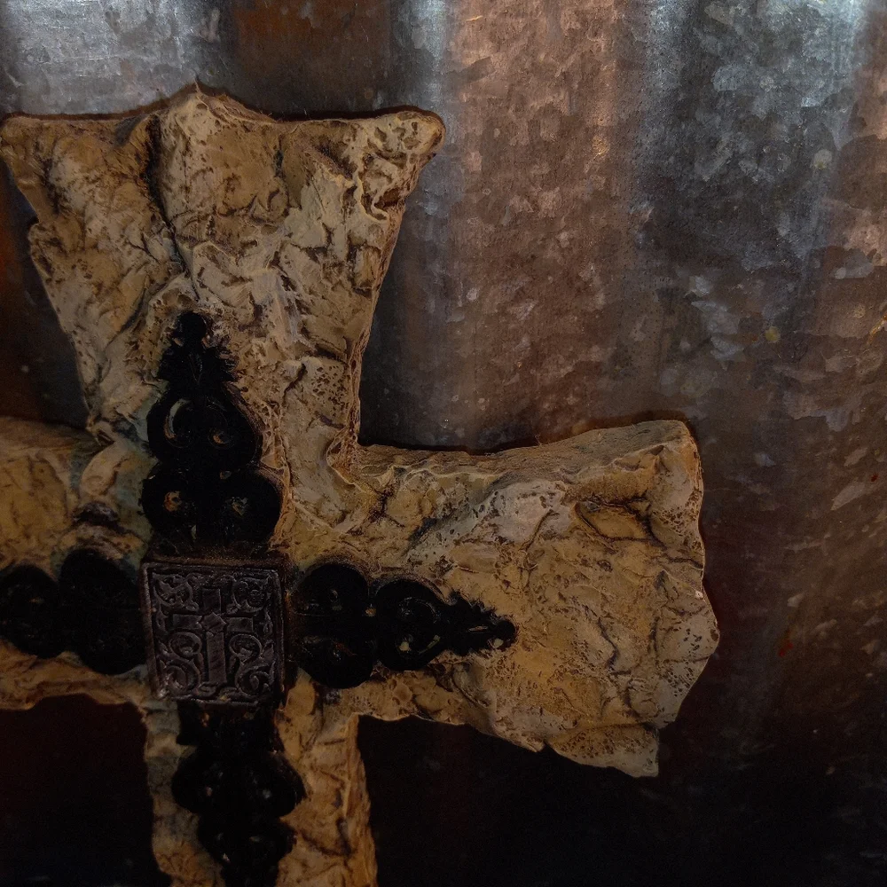 Decorative Wall Cross - Picture 4 of 7